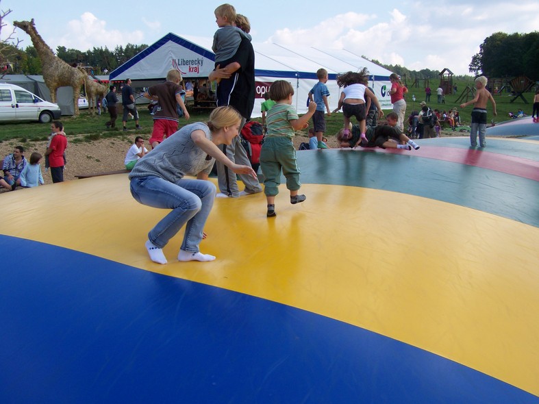 119 Šťastná země (8)